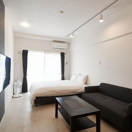 New Normal Hotel In Nago ニューノーマルホテルイン名護 المظهر الخارجي الصورة