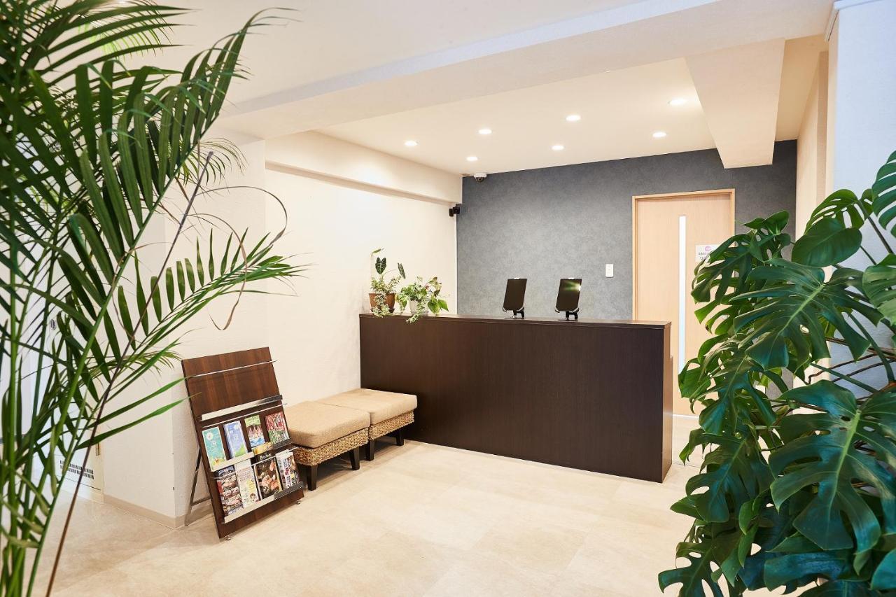 New Normal Hotel In Nago ニューノーマルホテルイン名護 المظهر الخارجي الصورة